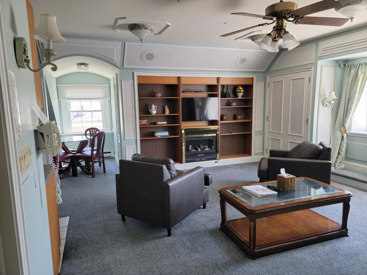 Lowell Inn Stillwater Bagian luar foto